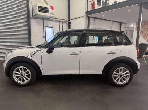 Mini Countryman 1.6 Countryman Cooper D 5dr 9