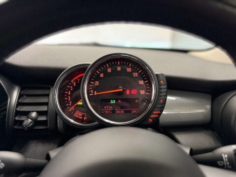 Mini Hatch 1.5 Cooper 3dr 17