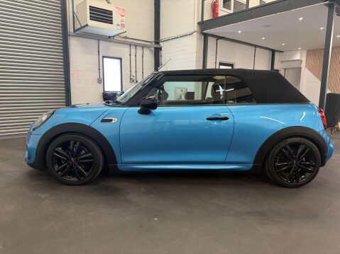 Mini Convertible 1.5 Cooper Sport 2dr 11