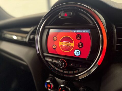 Mini Convertible 1.5 Cooper Sport 2dr 21