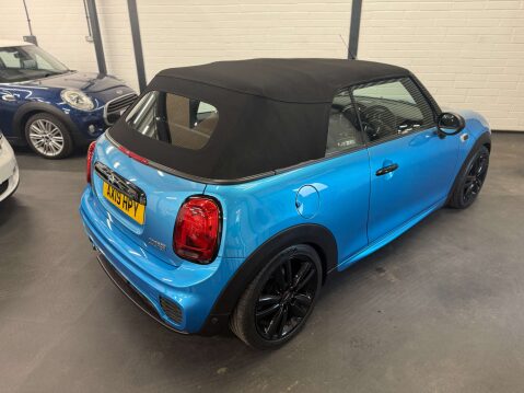 Mini Convertible 1.5 Cooper Sport 2dr 14