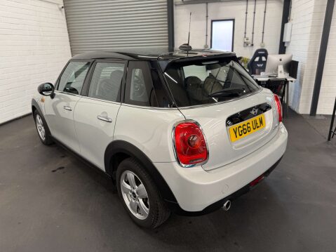Mini Hatch 1.5 Cooper 5dr 3