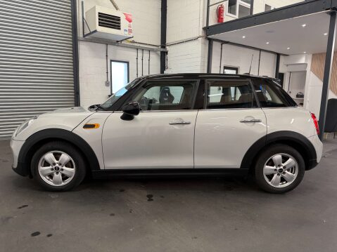 Mini Hatch 1.5 Cooper 5dr 10