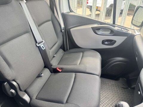 Renault Trafic 1.6 dCi ENERGY 29 Business+ Panel Van 5dr Diesel Manual SWB High Roof Euro 16