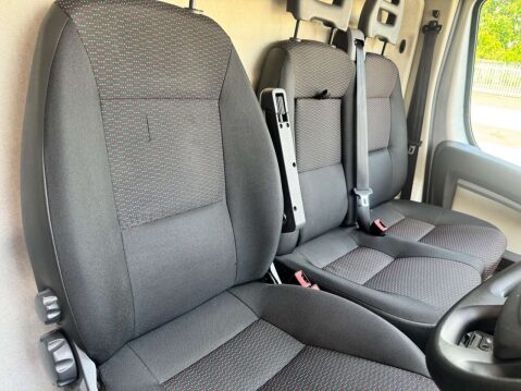 Citroen Relay 2.0 BlueHDi 33 Enterprise Panel Van 5dr Diesel Manual L1 Euro 6 (110 ps) RE 7