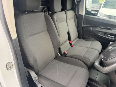 Peugeot Partner 1.5 BlueHDi 950 Professional Premium Long Panel Van 6dr Diesel Manual LWB E 8