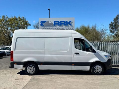 Mercedes-Benz Sprinter 2.0 315 CDI Progressive Panel Van 5dr Diesel Manual RWD L2 H2 Euro 6 (s/s) 10