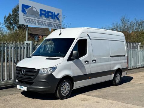 Mercedes-Benz Sprinter 2.0 315 CDI Progressive Panel Van 5dr Diesel Manual RWD L2 H2 Euro 6 (s/s) 4