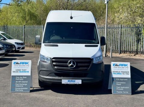 Mercedes-Benz Sprinter 2.0 315 CDI Progressive Panel Van 5dr Diesel Manual RWD L2 H2 Euro 6 (s/s) 17