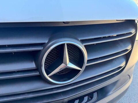 Mercedes-Benz Sprinter 2.0 315 CDI Progressive Panel Van 5dr Diesel Manual RWD L2 H2 Euro 6 (s/s) 9