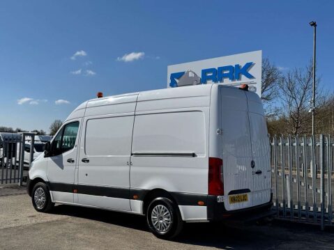Mercedes-Benz Sprinter 2.0 315 CDI Progressive Panel Van 5dr Diesel Manual RWD L2 H2 Euro 6 (s/s) 12