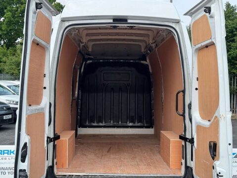 Renault Master 2.3 dCi ENERGY 35 Business Panel Van 4dr Diesel Manual FWD LWB High Roof Eu 4