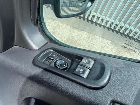 Vauxhall Movano 2.3 CDTi 3500 BiTurbo Edition Panel Van 5dr Diesel Manual FWD L3 H2 Euro 6 17