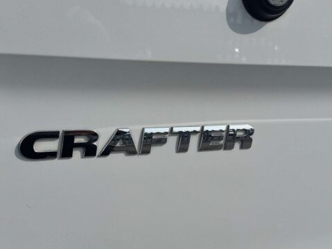 Volkswagen Crafter 2.0 TDI CR35 Trendline Panel Van 5dr Diesel Manual FWD LWB High Roof Euro 6 13