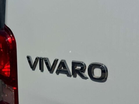 Vauxhall Vivaro 1.5 Vivaro F2900 Dynamic S/S 14