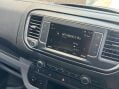 Vauxhall Vivaro 1.5 Vivaro F2900 Dynamic S/S 16
