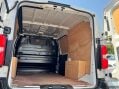 Vauxhall Vivaro 1.5 Vivaro F2900 Dynamic S/S 33