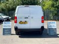 Vauxhall Vivaro 1.5 Vivaro F2900 Dynamic S/S 32