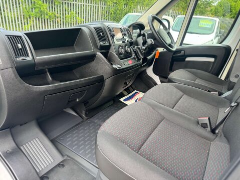 Peugeot Boxer 2.2 Boxer 335 Professional L3H2 Blue HDi 28