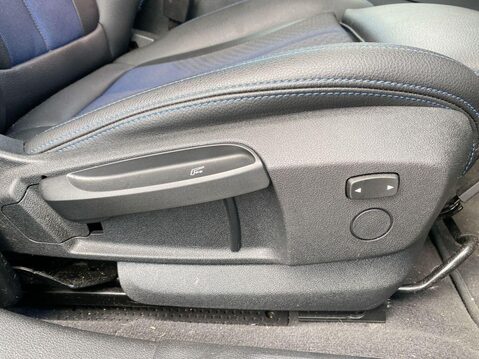 BMW 1 Series 1.5 118i M Sport (LCP) Hatchback 5dr Petrol DCT Euro 6 (s/s) (136 ps) Servi 21