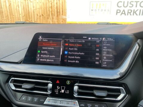 BMW 1 Series 1.5 118i M Sport (LCP) Hatchback 5dr Petrol DCT Euro 6 (s/s) (136 ps) Servi 24