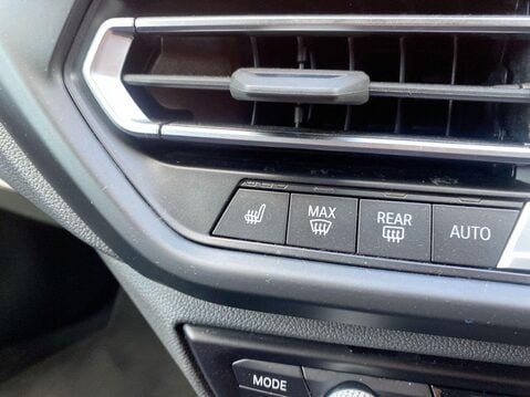 BMW 1 Series 1.5 118i M Sport (LCP) Hatchback 5dr Petrol DCT Euro 6 (s/s) (136 ps) Servi 19