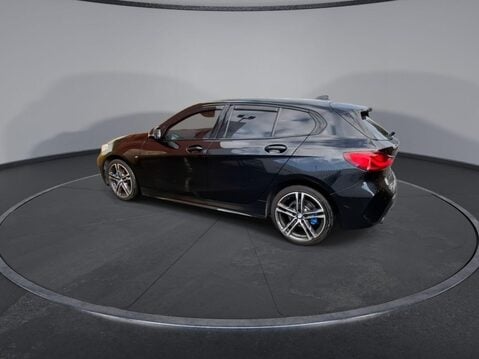 BMW 1 Series 1.5 118i M Sport (LCP) Hatchback 5dr Petrol DCT Euro 6 (s/s) (136 ps) Servi 17