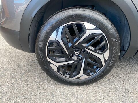 Citroen C4 1.5 BlueHDi Shine Plus Hatchback 5dr Diesel EAT8 Euro 6 (s/s) (130 ps) Air 3