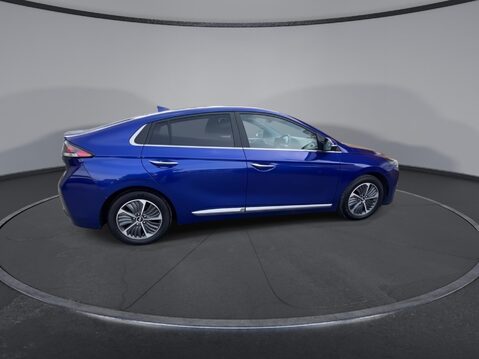 Hyundai IONIQ 1.6 h-GDi 8.9kWh Premium SE Hatchback 5dr Petrol Plug-in Hybrid DCT Euro 6 26