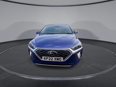 Hyundai IONIQ 1.6 h-GDi 8.9kWh Premium SE Hatchback 5dr Petrol Plug-in Hybrid DCT Euro 6 21