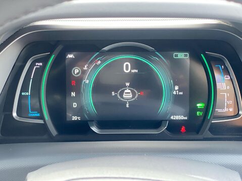 Hyundai IONIQ 1.6 h-GDi 8.9kWh Premium SE Hatchback 5dr Petrol Plug-in Hybrid DCT Euro 6 17