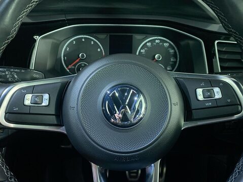 Volkswagen Polo 1.0 TSI GPF R-Line Hatchback 5dr Petrol Manual Euro 6 (s/s) (115 ps) Air Co 22