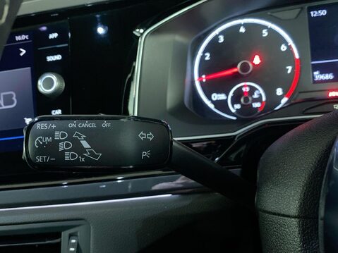 Volkswagen Polo 1.0 TSI GPF R-Line Hatchback 5dr Petrol Manual Euro 6 (s/s) (115 ps) Air Co 32