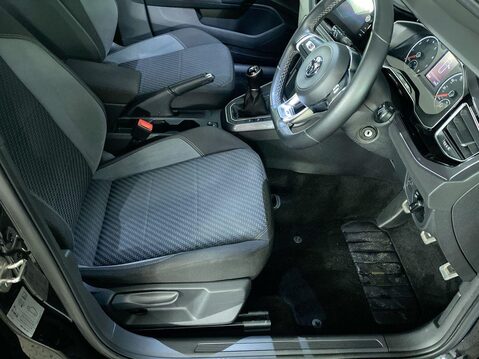 Volkswagen Polo 1.0 TSI GPF R-Line Hatchback 5dr Petrol Manual Euro 6 (s/s) (115 ps) Air Co 15