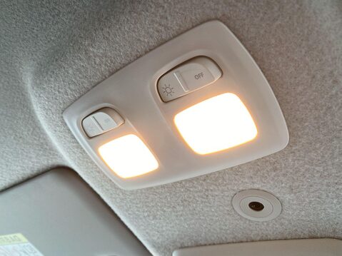 Dacia Duster 1.0 TCe Prestige SUV 5dr Petrol Manual Euro 6 (s/s) (90 ps) Parking Sensor 14