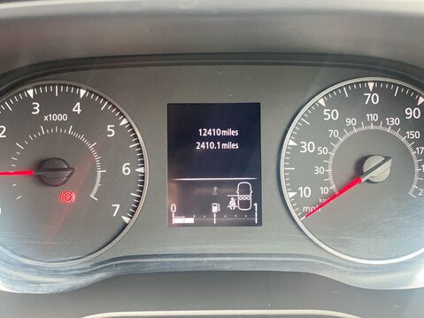 Dacia Duster 1.0 TCe Prestige SUV 5dr Petrol Manual Euro 6 (s/s) (90 ps) Parking Sensor 17