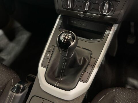 SEAT Arona 1.0 TSI EVO SE Technology SUV 5dr Petrol Manual Euro 6 (s/s) (95 ps) Parkin 12