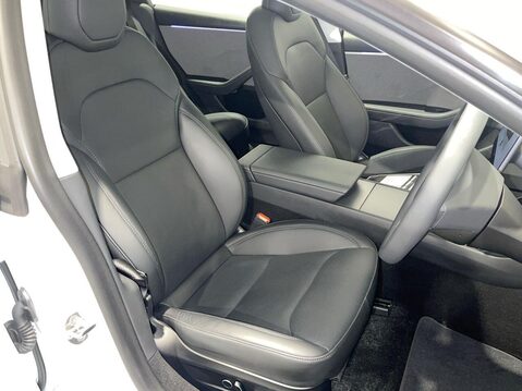 Tesla Model 3 Saloon 4dr Electric Auto RWD (208 ps) Professional NAV - Service History 5