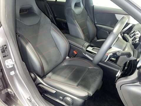 Mercedes-Benz CLA Class 1.3 CLA200h MHEV AMG Line (Executive) Coupe 4dr Petrol Hybrid 7G-DCT Euro 6 5