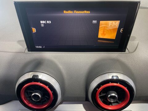 Audi Q2 1.5 TFSI CoD 35 S line SUV 5dr Petrol S Tronic Euro 6 (s/s) (150 ps) Start 4