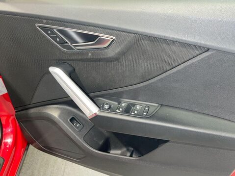 Audi Q2 1.5 TFSI CoD 35 S line SUV 5dr Petrol S Tronic Euro 6 (s/s) (150 ps) Start 7