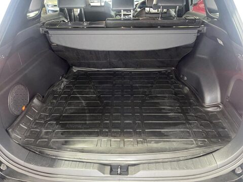 Toyota Rav4 2.5 VVT-h Dynamic SUV 5dr Petrol Hybrid CVT 4WD Euro 6 (s/s) (222 ps) Profe 11