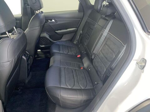 Citroen C5 X 1.6 12.4kWh Shine Plus Hatchback 5dr Petrol Plug-in Hybrid e-EAT8 Euro 6 (s 8