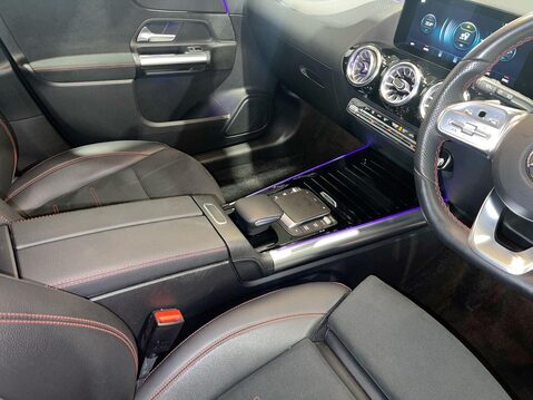 Mercedes-Benz GLA 1.3 GLA200 AMG Line (Premium) SUV 5dr Petrol 7G-DCT Euro 6 (s/s) (163 ps) P 13