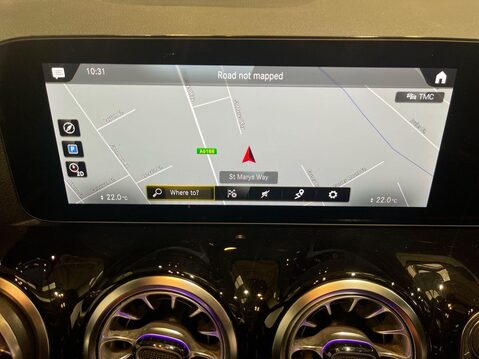 Mercedes-Benz GLA 1.3 GLA200 AMG Line (Premium) SUV 5dr Petrol 7G-DCT Euro 6 (s/s) (163 ps) P 10