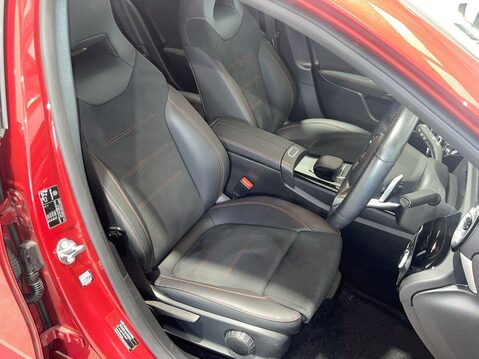 Mercedes-Benz A Class 1.3 A180 AMG Line (Executive) Hatchback 5dr Petrol 7G-DCT Euro 6 (s/s) (136 5