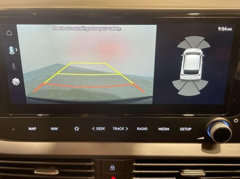 Hyundai BAYON 1.0 T-GDi Ultimate SUV 5dr Petrol DCT Euro 6 (s/s) (100 ps) Parking Sensors 14