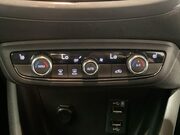 Vauxhall Crossland 1.2 Turbo Elite Edition SUV 5dr Petrol Manual Euro 6 (s/s) (130 ps) Parking 8