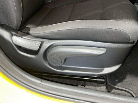 Kia Rio 1.0 T-GDi 2 Hatchback 5dr Petrol Manual Euro 6 (s/s) (99 bhp) Reverse Camer 6