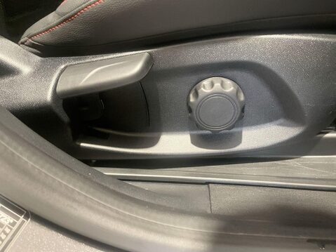 Ford Puma 1.0T EcoBoost MHEV ST-Line X SUV 5dr Petrol Hybrid DCT Euro 6 (s/s) (125 ps 6